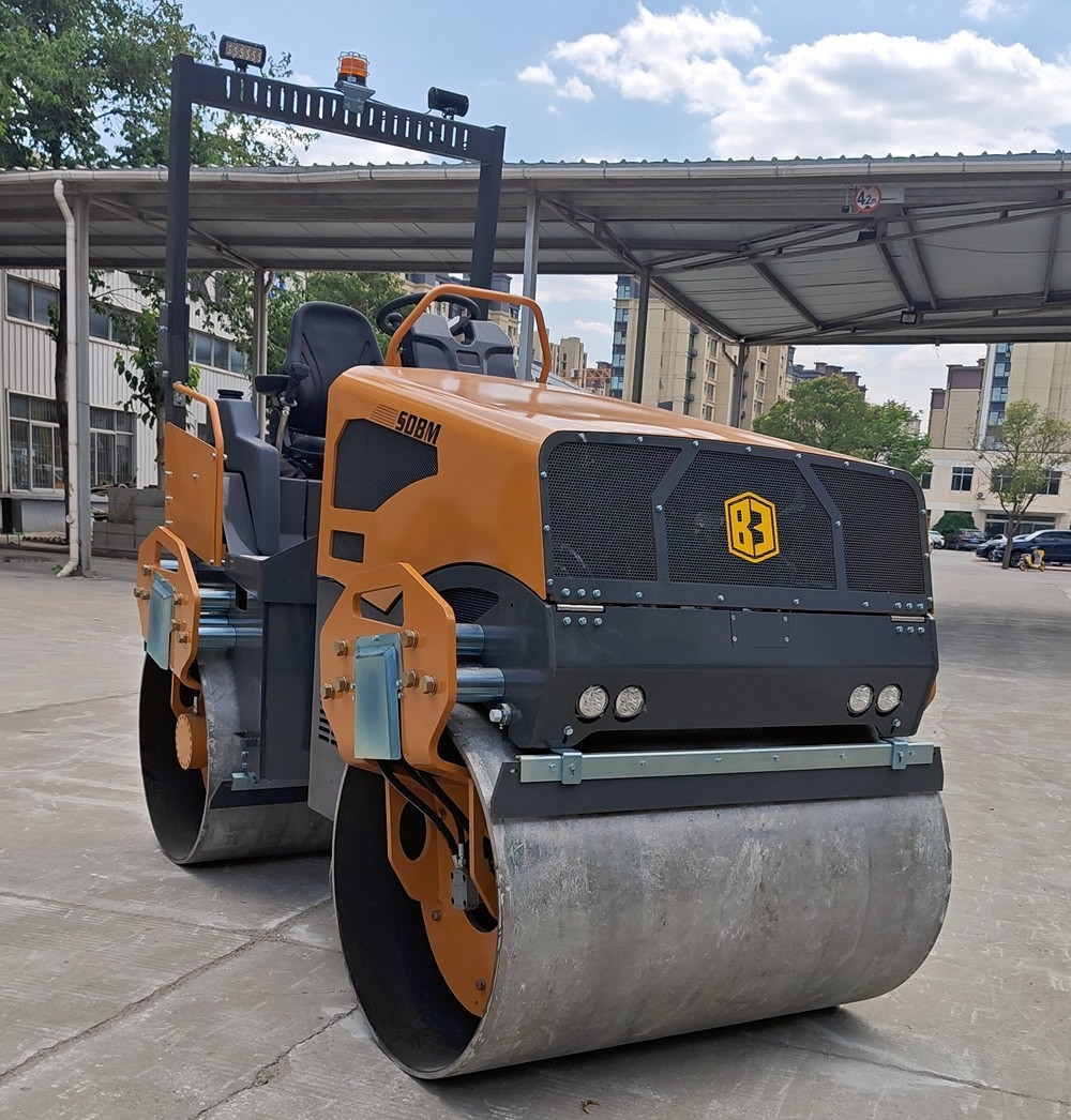 奔馬5噸小型座駕壓路機BM5000
